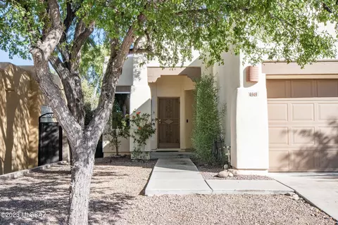 6549 N Shadow Bluff Dr, Tucson, AZ 85704