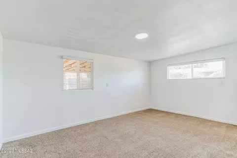 850 E Freeman Pl, Tucson, AZ 85719 photo 9