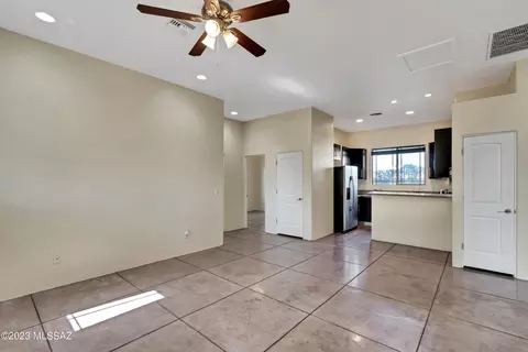 850 E Freeman Pl, Tucson, AZ 85719 photo 3