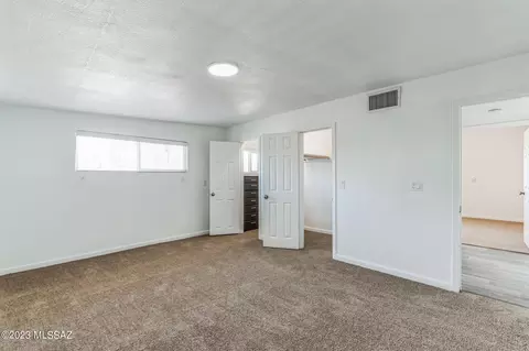 850 E Freeman Pl, Tucson, AZ 85719 photo 8