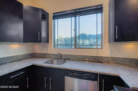 850 E Freeman Pl, Tucson, AZ 85719 photo 6