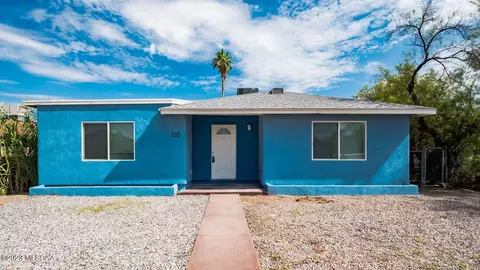 233 E Lester St, Tucson, AZ 85705