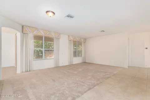 3441 W Desert Bend Loop, Tucson, AZ 85742 photo 9