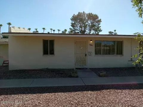 466 N Silverbell Rd, Tucson, AZ 85745