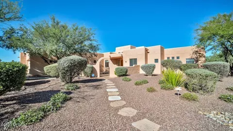 6737 N Corte Calabaza, Tucson, AZ 85704