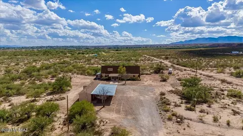 699 W Aviation Dr, Benson, AZ 85602