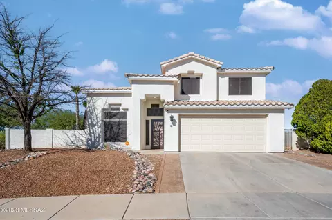 40 S Eastern Dawn Ave, Tucson, AZ 85748