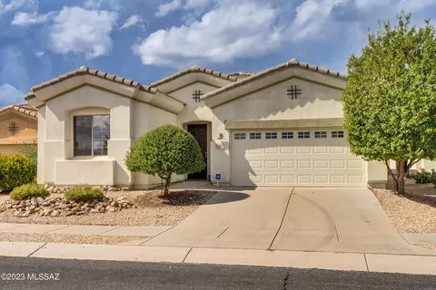 2201 N Avenida Del Polen, Green Valley, AZ 85614