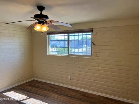 233 E Radburn St, Tucson, AZ 85704 photo 22