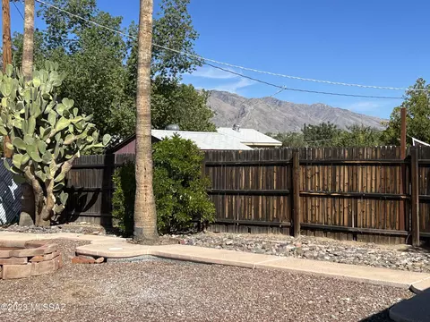 233 E Radburn St, Tucson, AZ 85704 photo 34