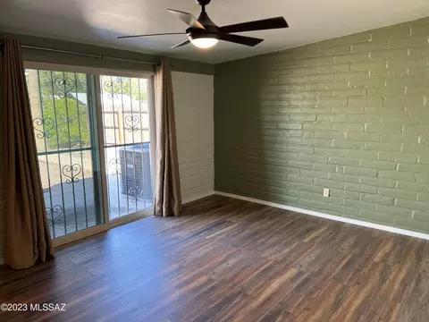 233 E Radburn St, Tucson, AZ 85704 photo 25