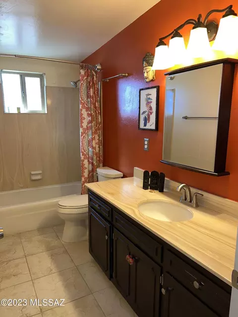 233 E Radburn St, Tucson, AZ 85704 photo 21