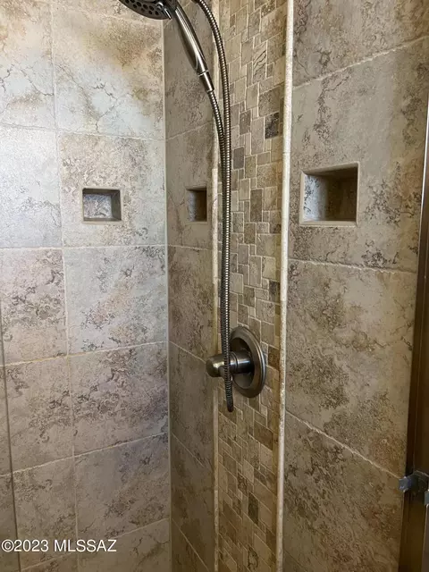 233 E Radburn St, Tucson, AZ 85704 photo 31