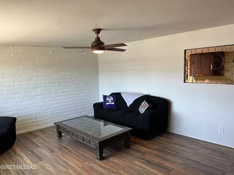 233 E Radburn St, Tucson, AZ 85704 photo 15