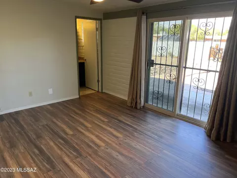 233 E Radburn St, Tucson, AZ 85704 photo 27