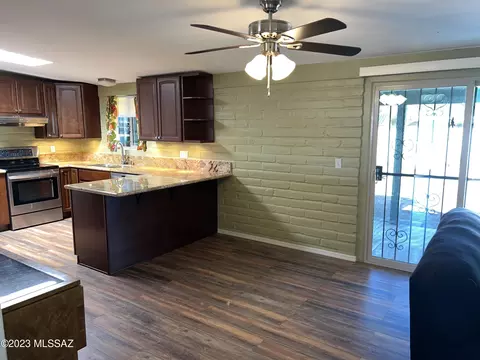 233 E Radburn St, Tucson, AZ 85704 photo 11