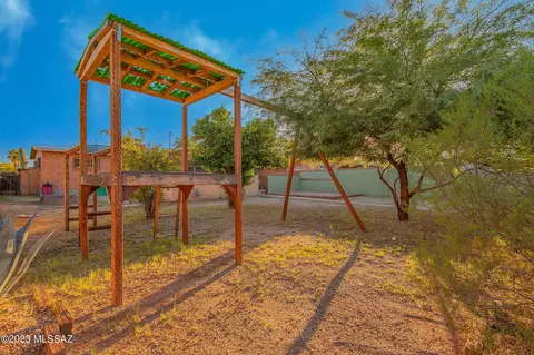 5749 E 3rd St, Tucson, AZ 85711 photo 32