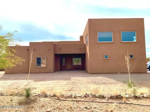 3305 W Acorn Ln, Benson, AZ 85602