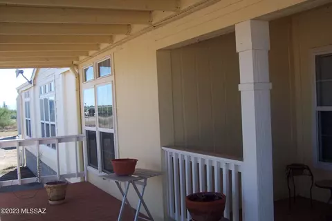 267 S Taylor Rd, Willcox, AZ 85643 photo 4