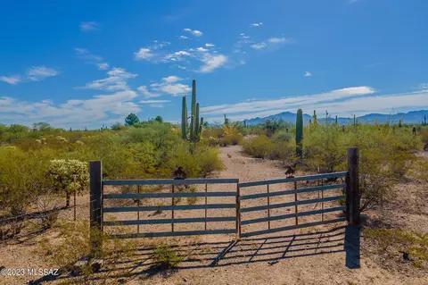 16985 S Mann Ave, Sahuarita, AZ 85629