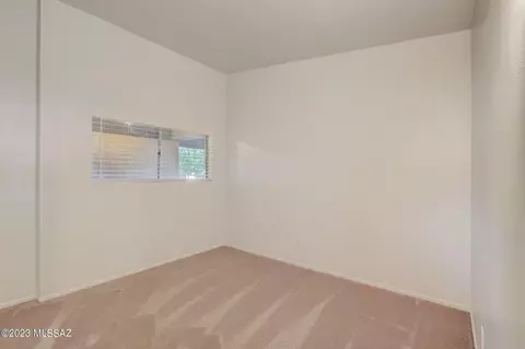 8902 E Maple Leaf Dr, Tucson, AZ 85710 photo 20