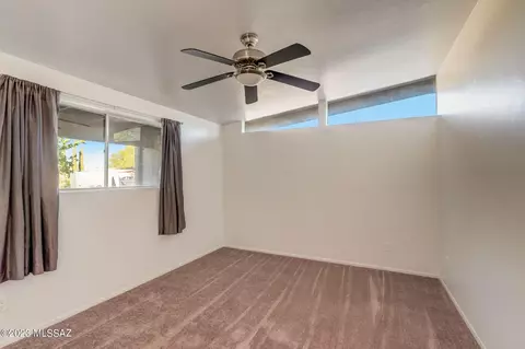 8902 E Maple Leaf Dr, Tucson, AZ 85710 photo 19