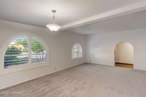 8902 E Maple Leaf Dr, Tucson, AZ 85710 photo 8