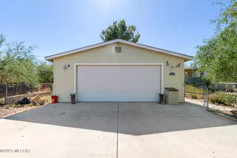 13622 E Blue Cactus Ln, Vail, AZ 85641