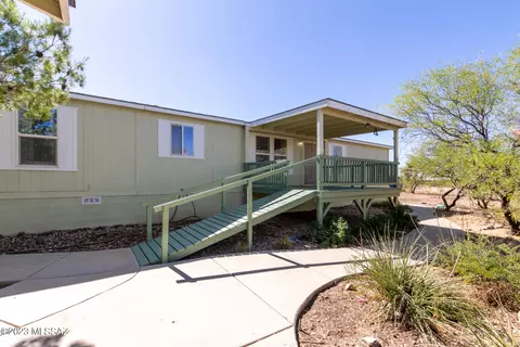 13622 E Blue Cactus Ln, Vail, AZ 85641 photo 2