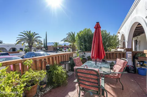 436 S Paseo Cerro #B, Green Valley, AZ 85614