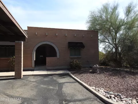 1233 S Wright Rd, Tucson, AZ 85713
