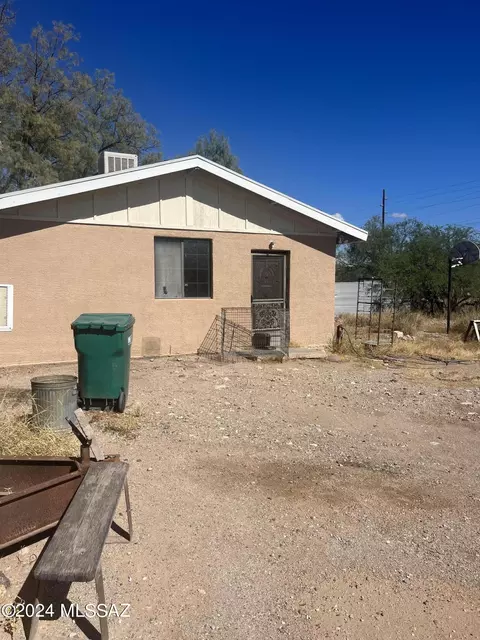 9610 S Nogales Hwy, Tucson, AZ 85756