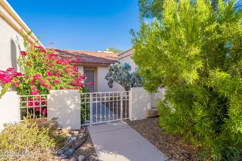 5708 N Via Umbrosa, Tucson, AZ 85750