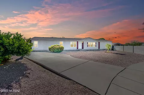 5365 S Vinca Rose Pl, Tucson, AZ 85746