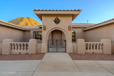 861 N Circulo Zagala, Tucson, AZ 85745
