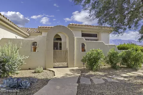 2045 E Bighorn Mountain Dr, Oro Valley, AZ 85755