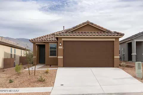 13005 E Iron Chief Dr, Tucson, AZ 85747
