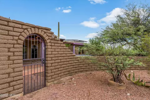 1350 N Camino Del Sapo, Tucson, AZ 85743
