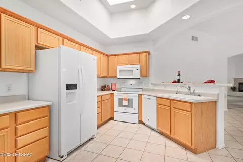 Kitchen - 7432 E Maritime Dr, Tucson, AZ 85756 photo 1 of 3