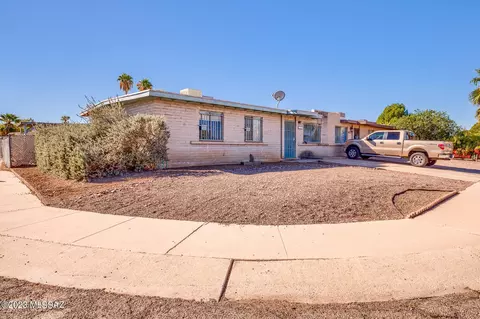 6652 E Nicaragua Dr, Tucson, AZ 85730