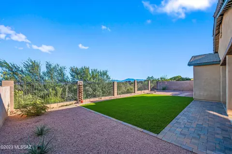 169 E Sycamore View Rd, Vail, AZ 85641