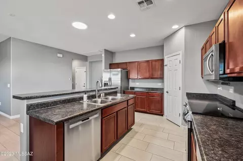 169 E Sycamore View Rd, Vail, AZ 85641 photo 13