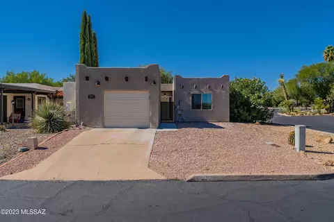 267 N Calle Acuarela, Green Valley, AZ 85614