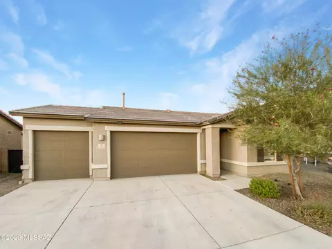 10930 W Sarabella Dr, Marana, AZ 85653