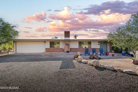 450 E Janele Cir, Tucson, AZ 85704