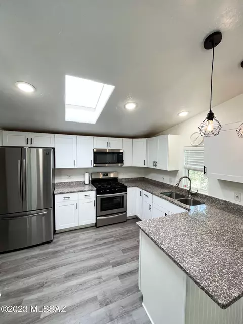 9146 W Floyd St, Tucson, AZ 85735
