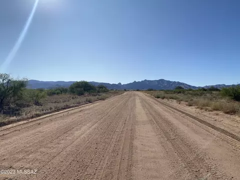 83 E Acre E Treasure Rd, Pearce, AZ 85625 photo 5