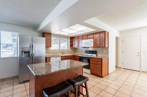 9432 E Stella Rd, Tucson, AZ 85730 photo 6
