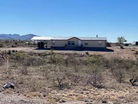 3932 E Calle Bacardi, Vail, AZ 85641
