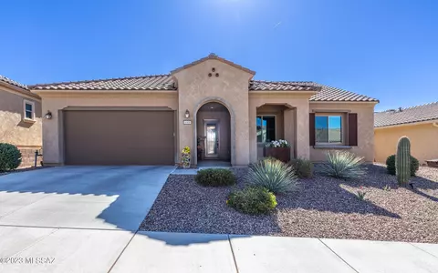 6909 W Cliff Spring Trl, Marana, AZ 85658
